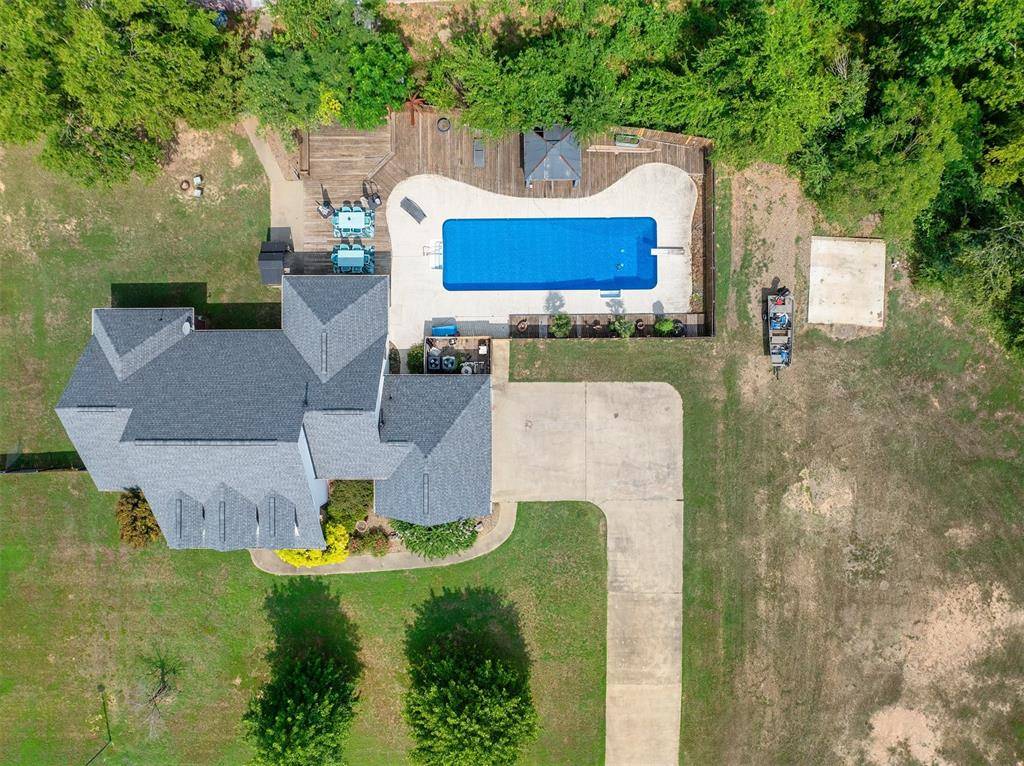 Broken Bow, OK 74728,113 highmeadow Circle