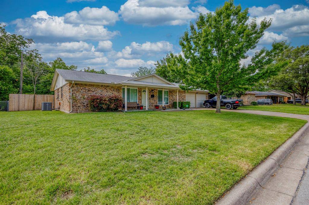 Burleson, TX 76028,405 Gregory Street