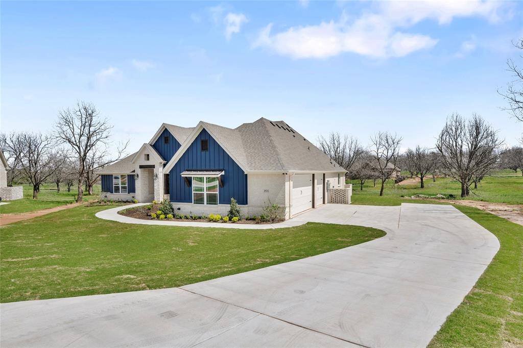 Granbury, TX 76049,2521 Birchwood Drive