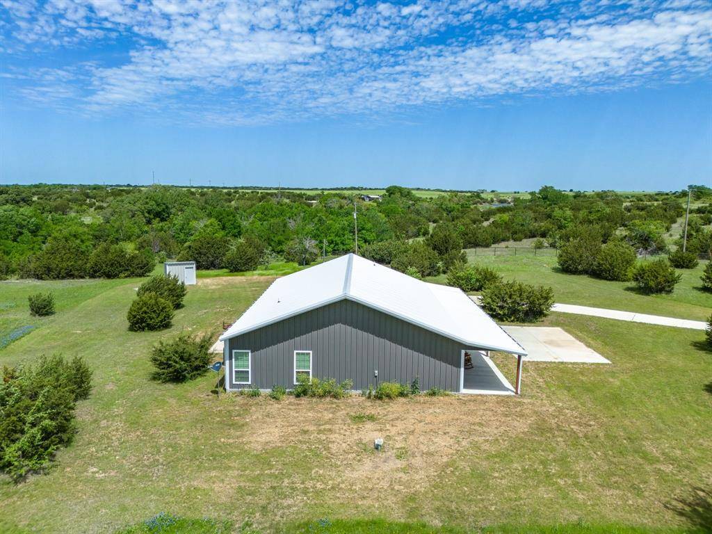 Blum, TX 76627,101 Private Road 190