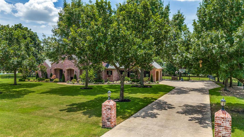 Parker, TX 75094,5202 Edgewater Court