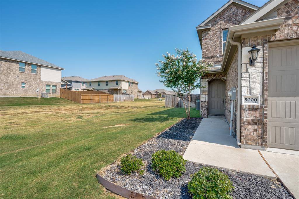 Sanger, TX 76266,5000-5002 Villas Drive