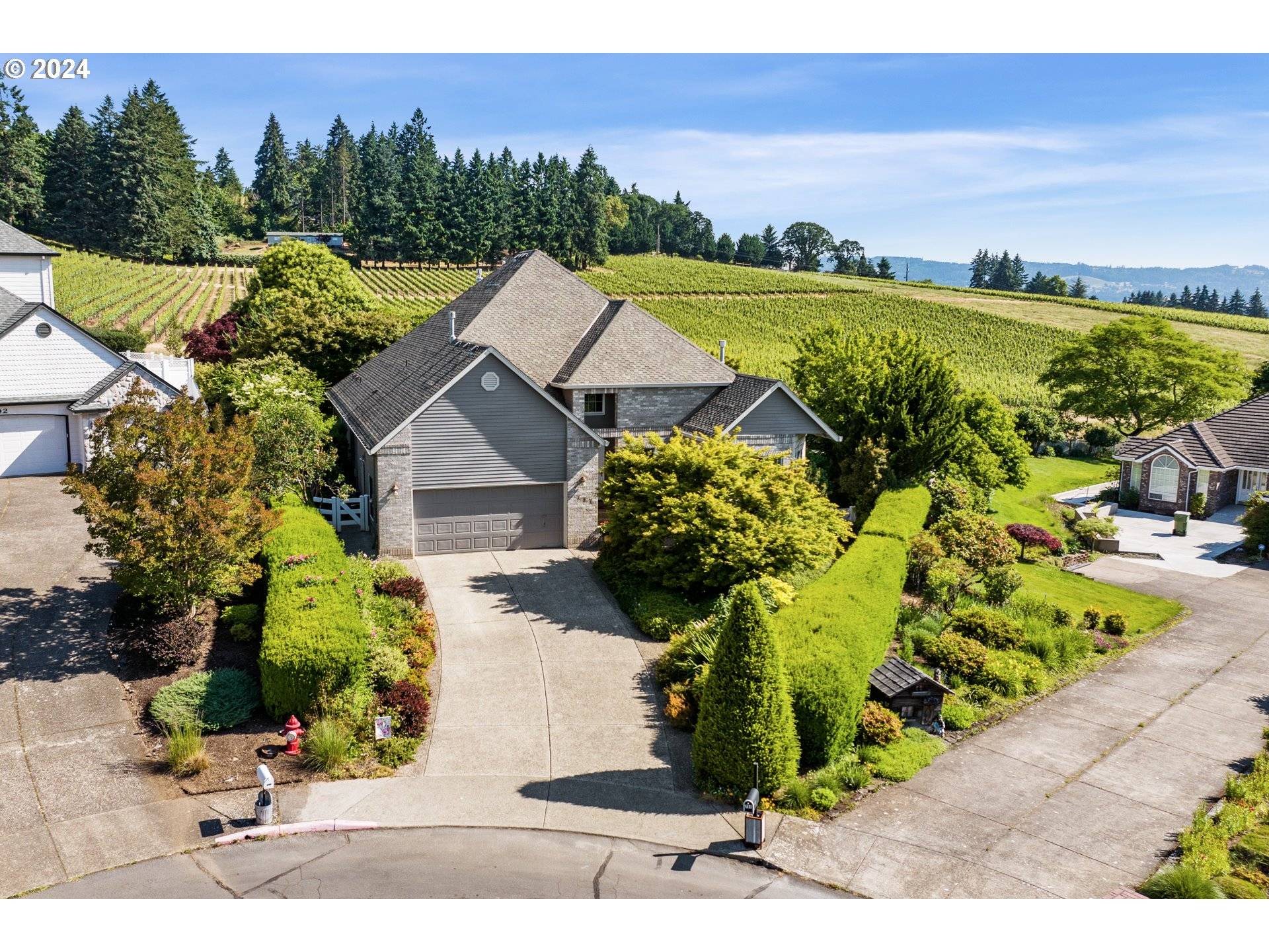 Dundee, OR 97115,291 NW CARMEL CIR