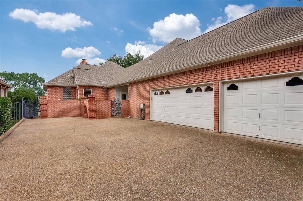 Azle, TX 76020,344 Leeward Circle