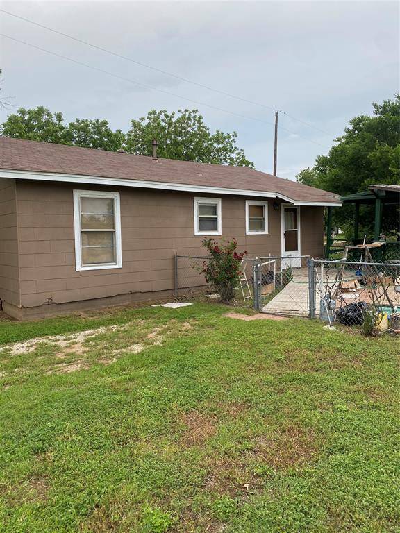 Olney, TX 76374,711 S Avenue C