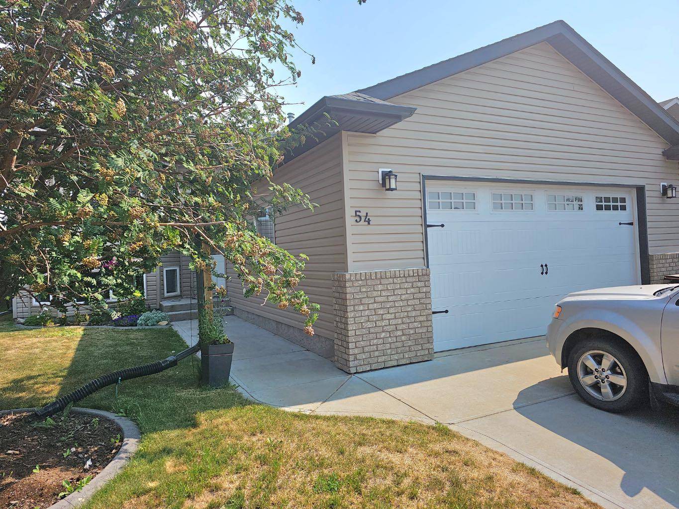 Lacombe, AB T4L 2M3,54 Estella CRES