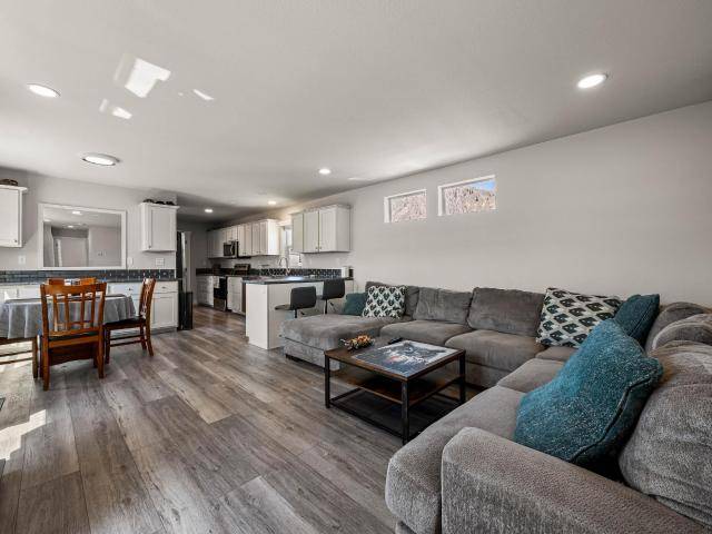 70 771 ATHABASCA STREET E, Kamloops, BC V2C 1C8
