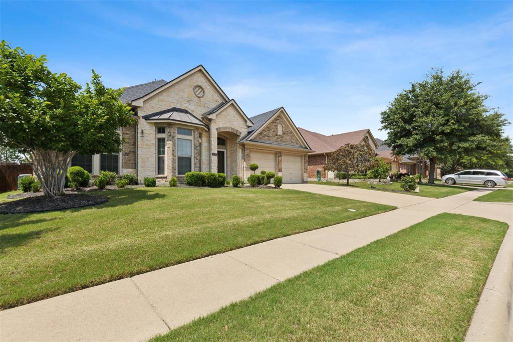 Grand Prairie, TX 75052,6048 Cedar Glen Drive