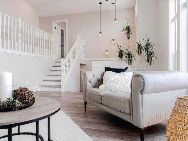 Kamloops, BC V1S 1T1,28 2022 PACIFIC WAY