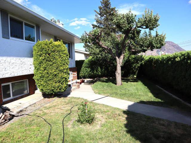 Kamloops, BC V2B 1X8,898 LETHBRIDGE AVE