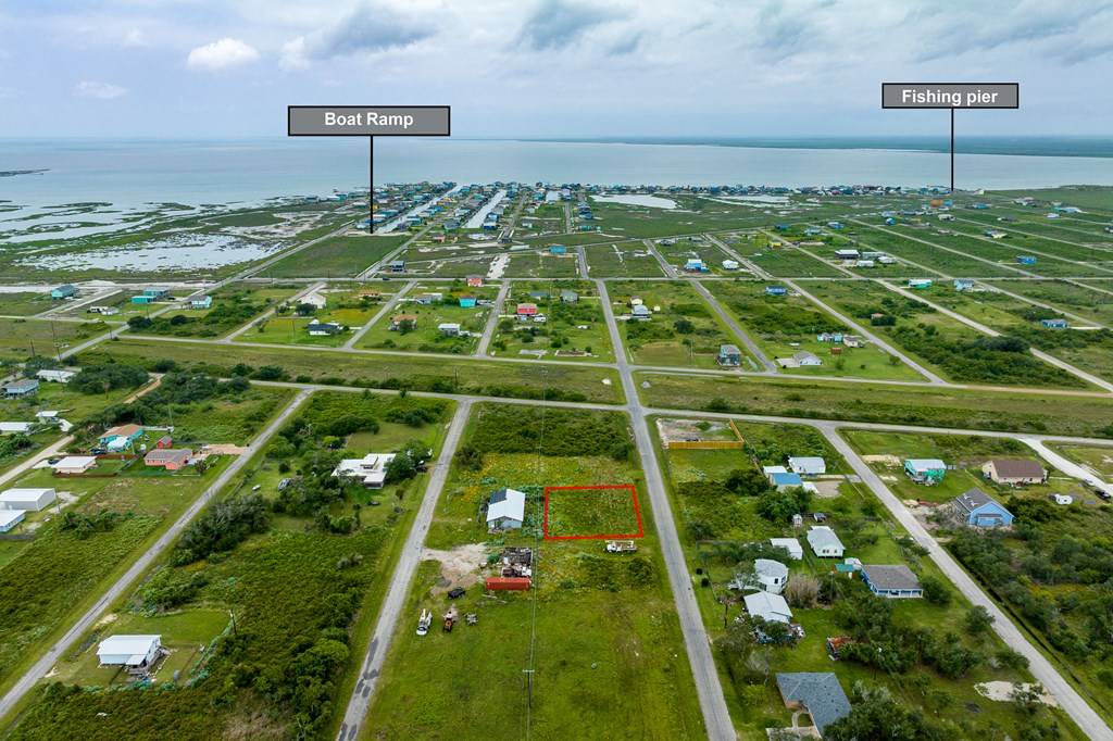 Rockport, TX 78382,150 Shady Oak Ln