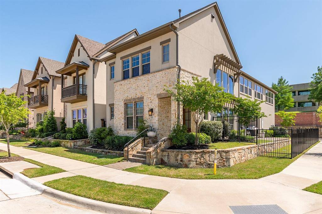 Irving, TX 75038,332 Skystone Drive