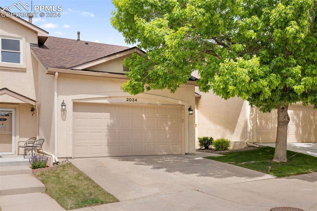 Colorado Springs, CO 80920,2034 Summerset DR