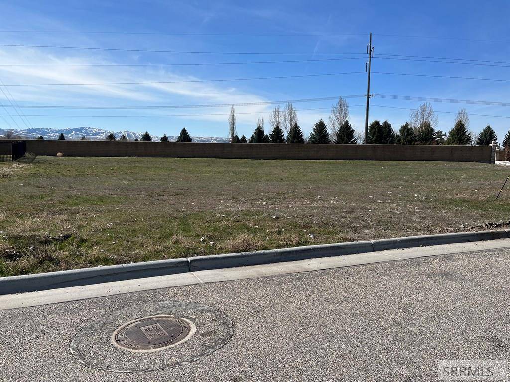 Idaho Falls, ID 83404,6487 Desert Peak  Drive