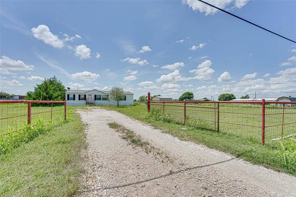 Venus, TX 76084,1120 Country Acres Court