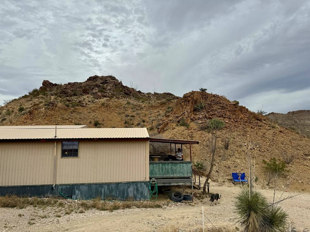 Terlingua, TX 79852,52995 Hwy 118