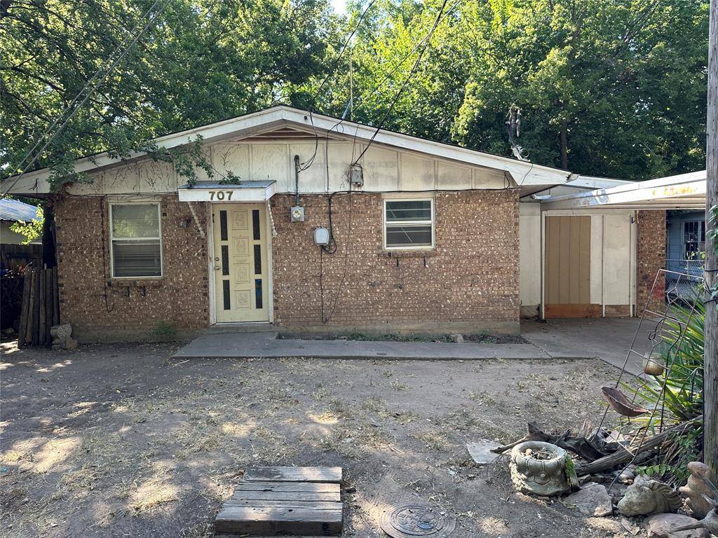 Bowie, TX 76230,707 Raymond Street