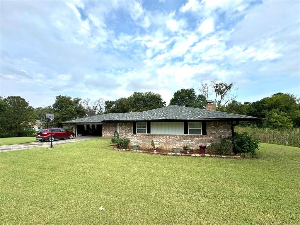 Wewoka, OK 74884,17 Tedford Way