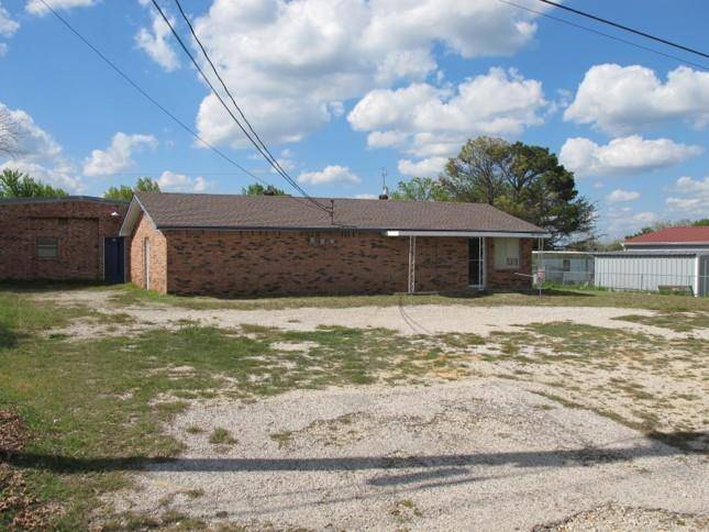 Bowie, TX 76230,504 Pelham Street