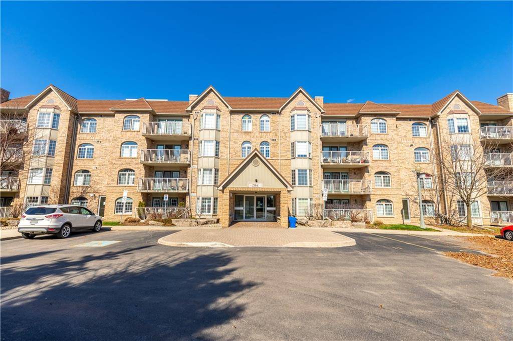 216 Plains Road W #E209, Burlington, ON L7T 4K8