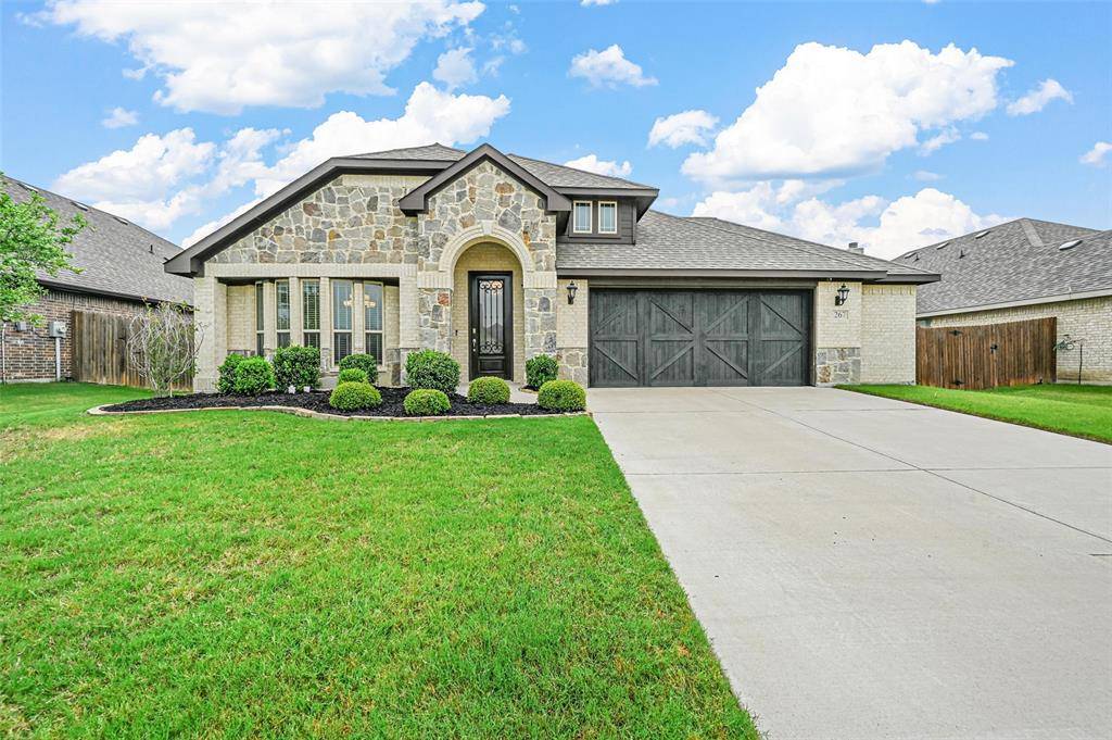 Waxahachie, TX 75165,267 Moonshadow Drive