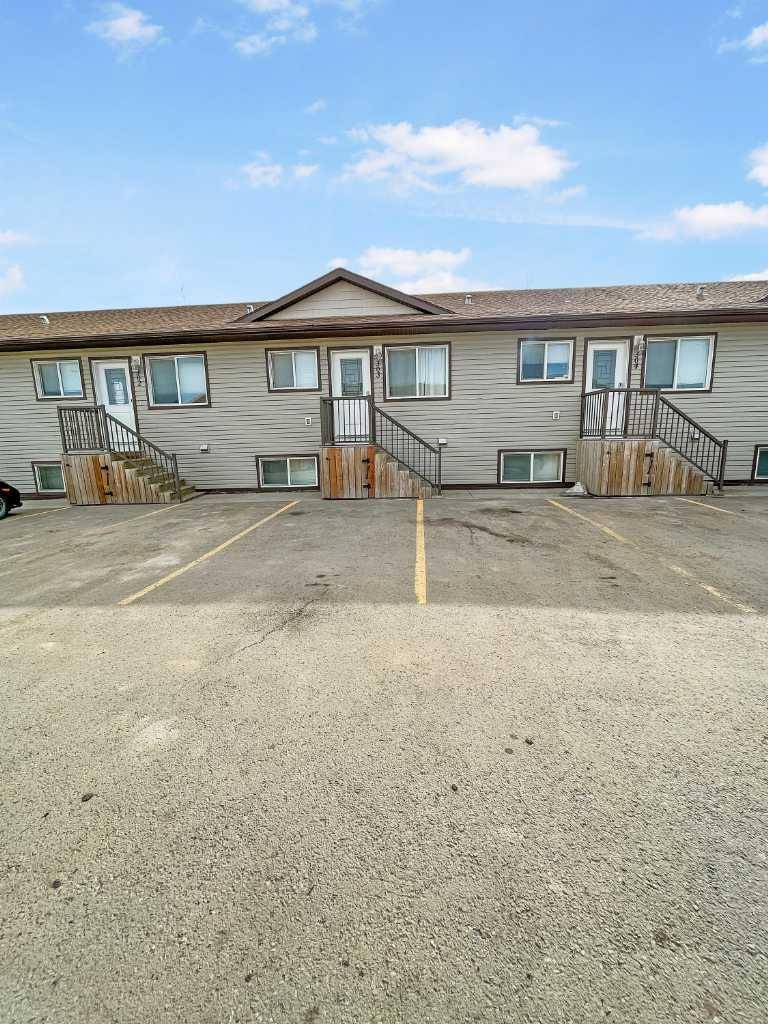 Grande Prairie, AB T8V4G1,9225 93 AVE #305