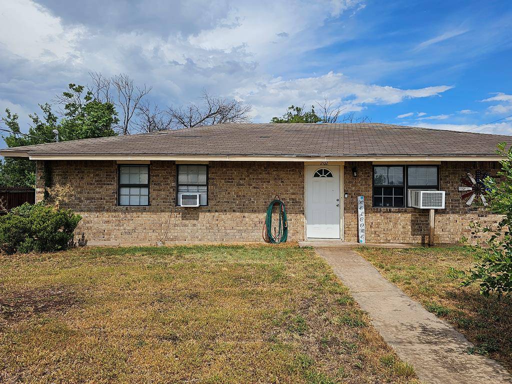 Eden, TX 76837,202 Burleson St