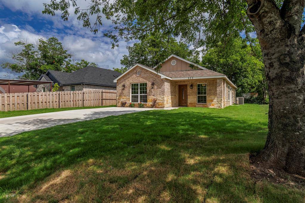 Cleburne, TX 76031,505 Robbins Street