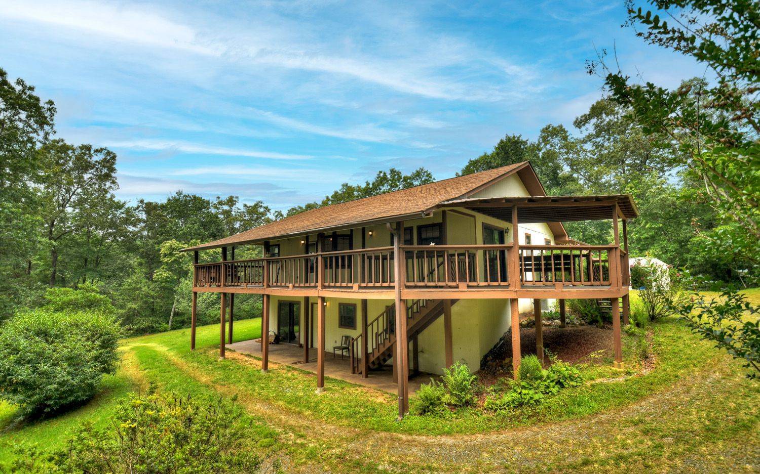 Blue Ridge, GA 30513,1144 Weaver Creek Road