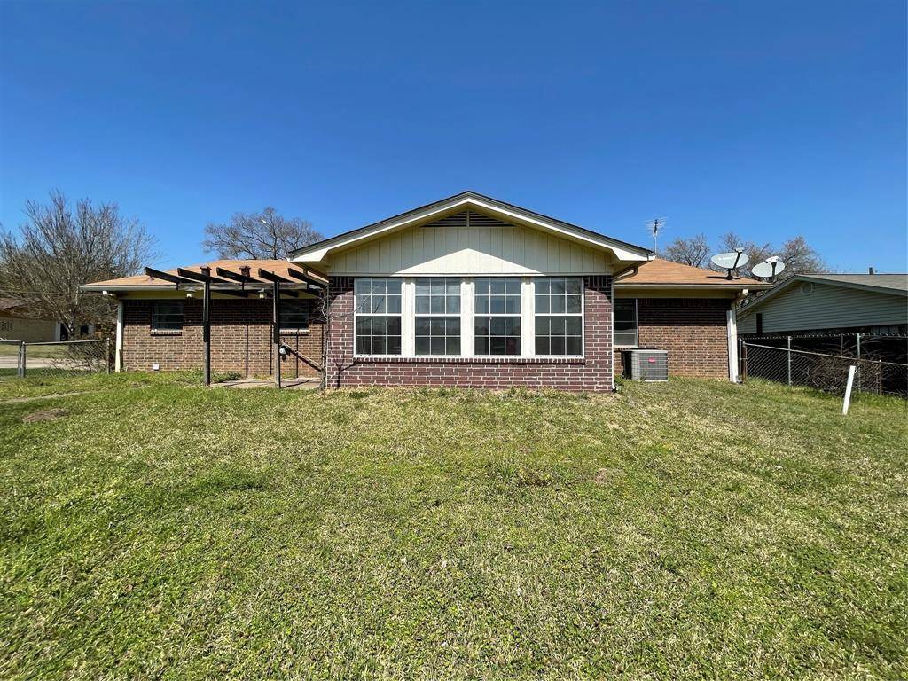 Palestine, TX 75801,102 Cypress Drive