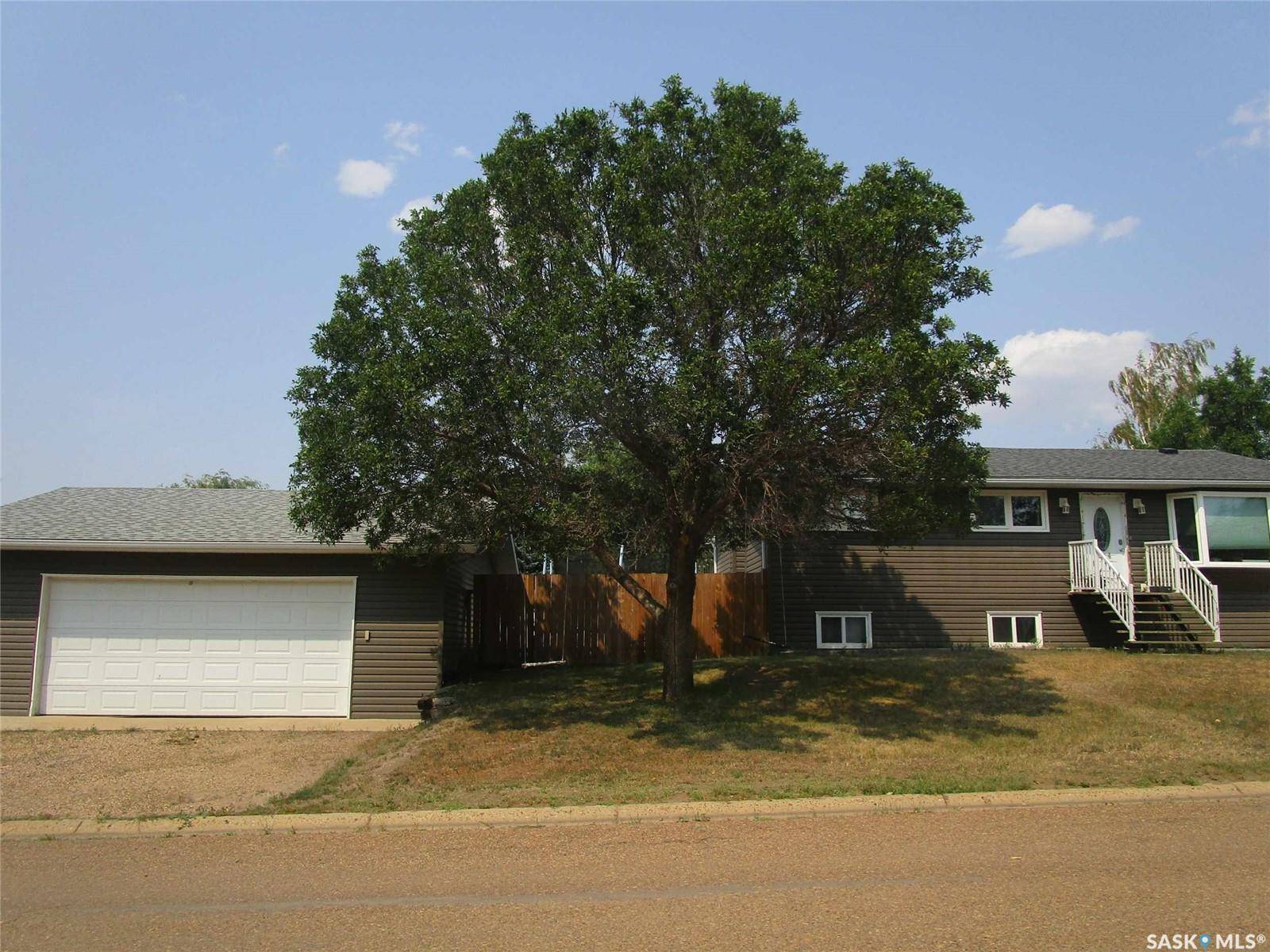 Coronach, SK S0H 0Z0,224 Crawford AVENUE