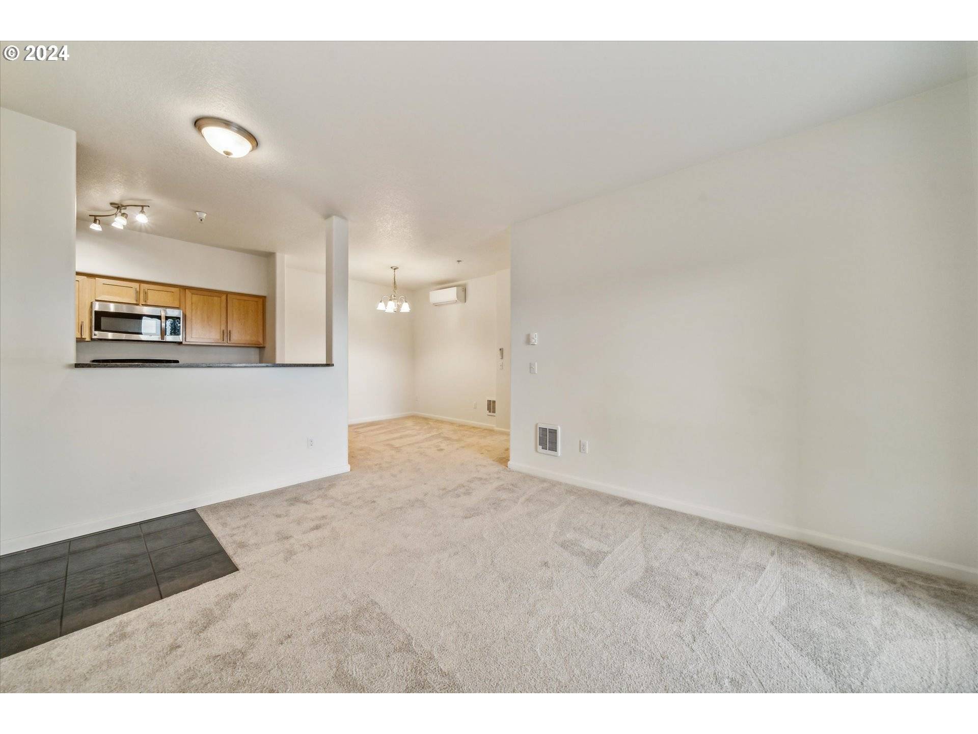 Portland, OR 97229,11845 NW STONE MOUNTAIN LN #406