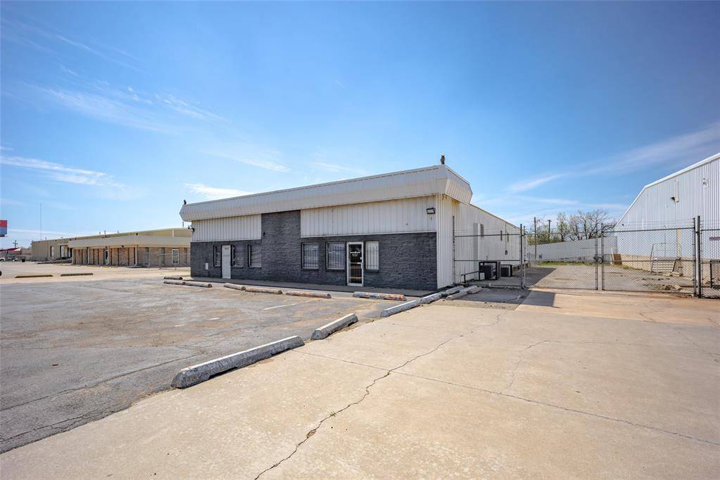 Oklahoma City, OK 73149,6415 S Interstate 35 Service Road