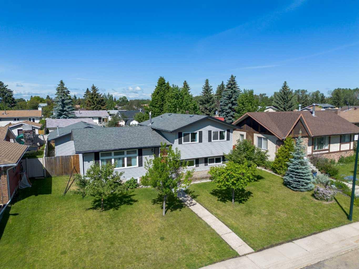 Red Deer, AB T4P 1Z6,48 Nyman CRES