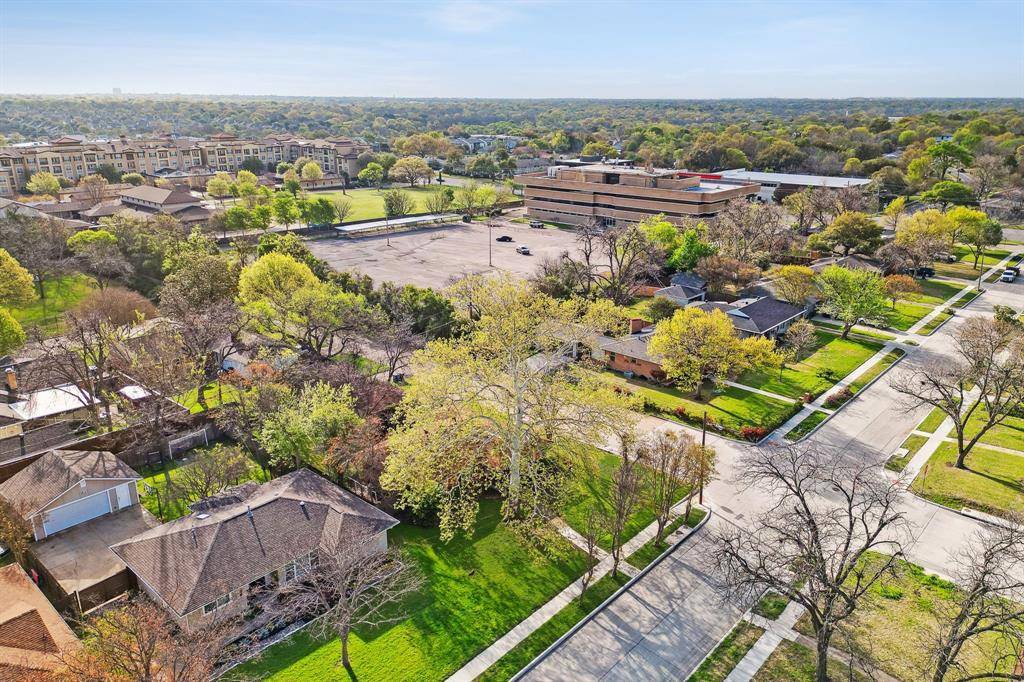 Dallas, TX 75238,8604 Lockhaven Drive