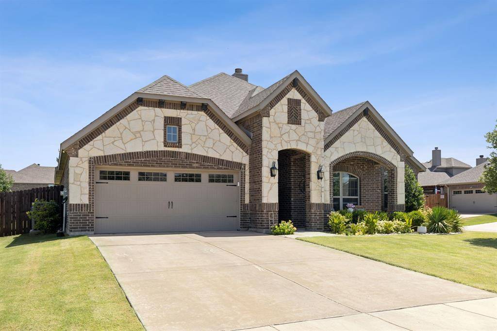 Waxahachie, TX 75165,512 Grant Court