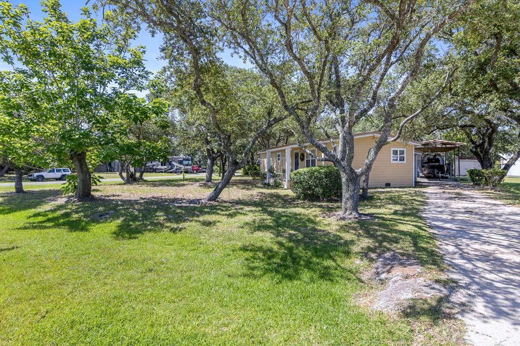 Rockport, TX 78382,1701 Mallard Dr