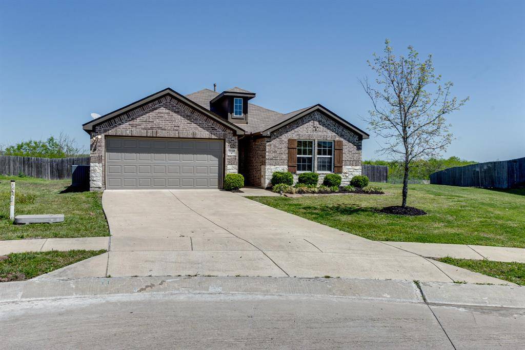 Forney, TX 75126,5160 Royal Springs Drive