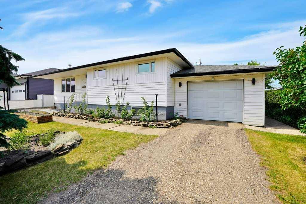 Innisfail, AB T4G 1J4,4031 49 A AVE