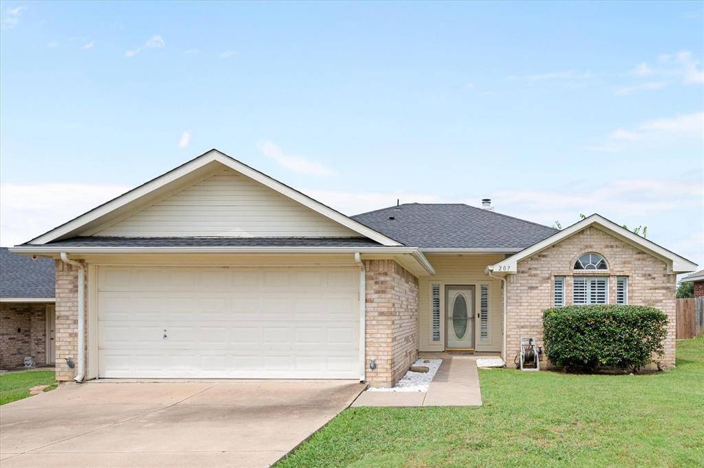 Alvarado, TX 76009,207 Comanche Trail