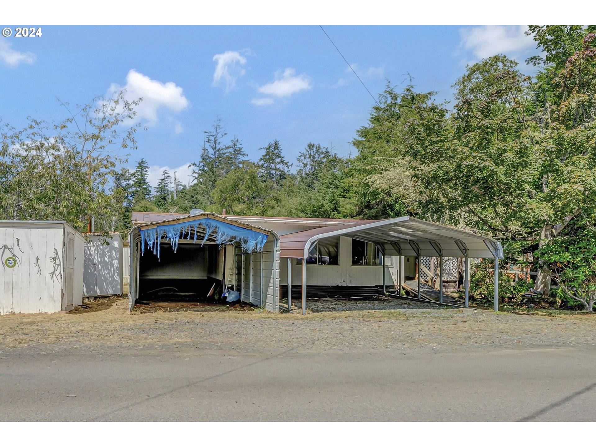 Rockaway Beach, OR 97136,980 S Grayling ST