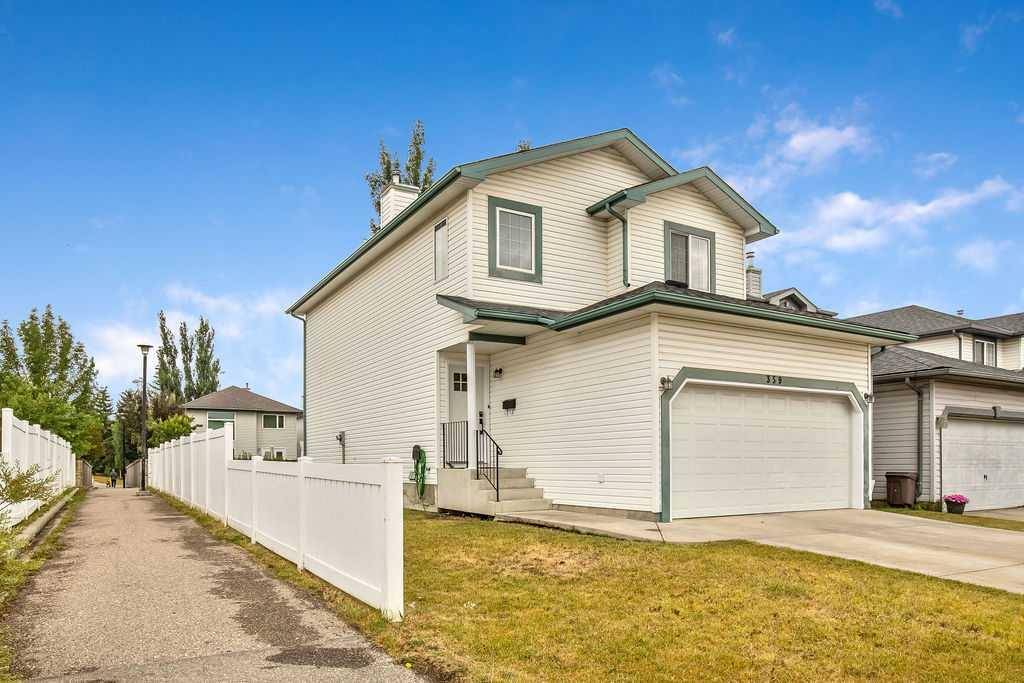 Calgary, AB T2Z 3H7,359 Douglas Ridge CIR SE