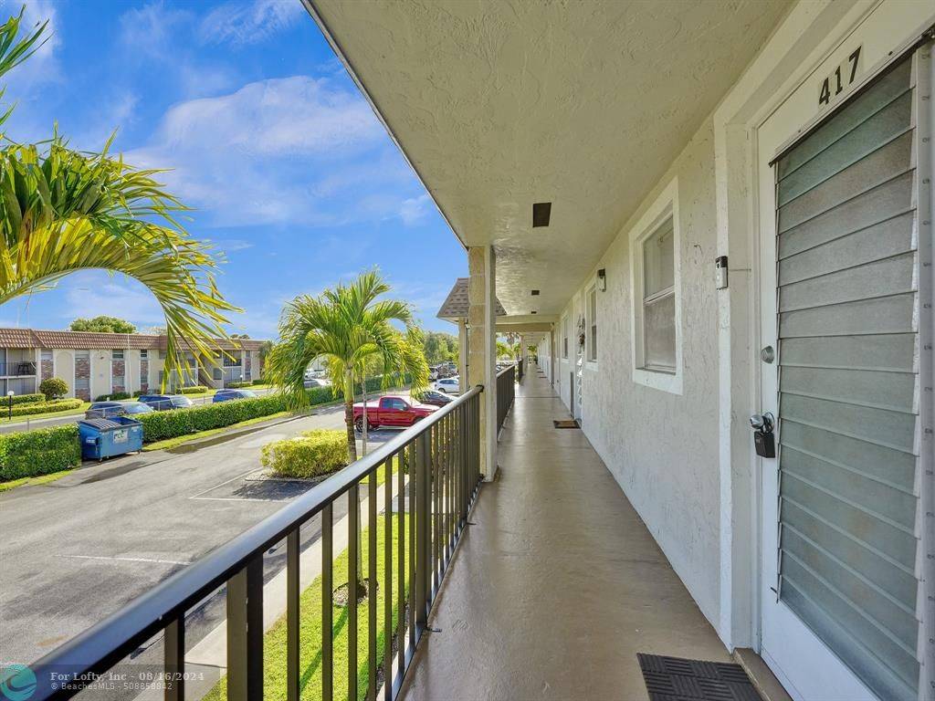 Boca Raton, FL 33428,9915 Sandalfoot Blvd  #417