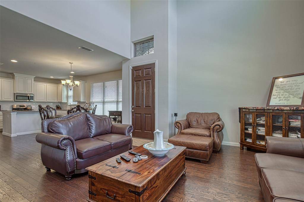 Arlington, TX 76005,3909 Cascade Sky Drive