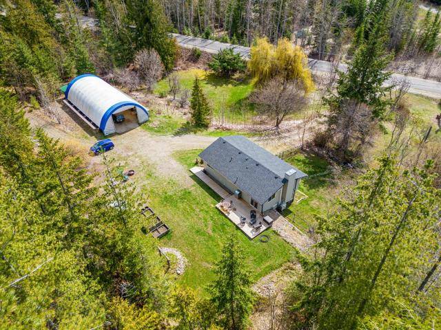 North Shuswap, BC V0E 1M7,6823 CHARLESON ROAD