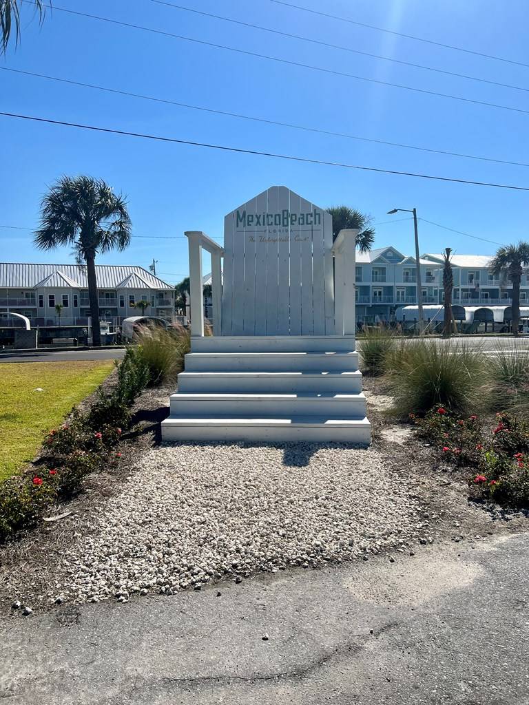 Mexico Beach, FL 32456,119 42nd St  # 1