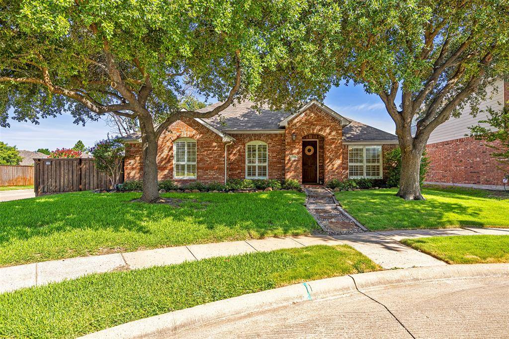 Mckinney, TX 75070,5704 Pinecrest Court