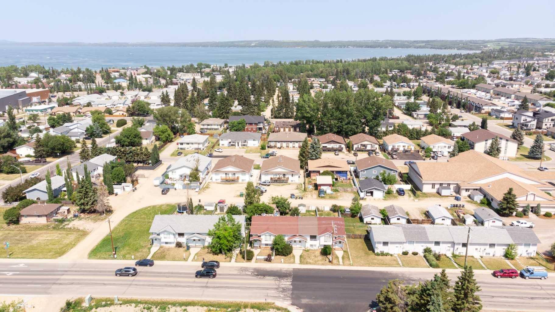 Sylvan Lake, AB T4S 1P1,4422 47 AVE