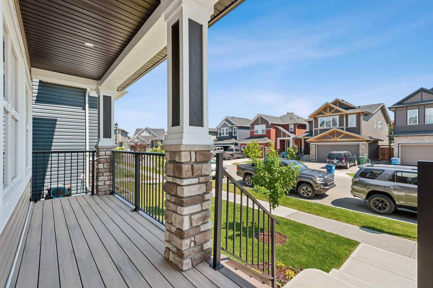 Airdrie, AB T4A 0W3,216 Ravenstern CRES SE