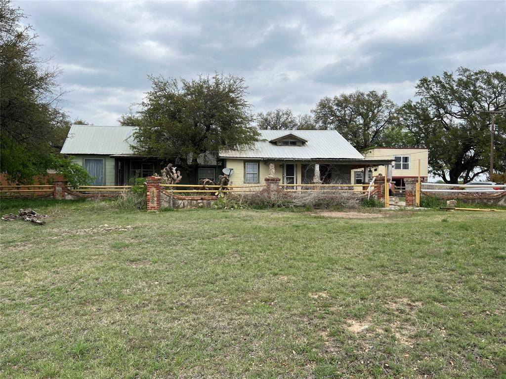 Hico, TX 76457,302 County Road 134